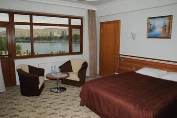 Люкс в Отеле River Side Hotel